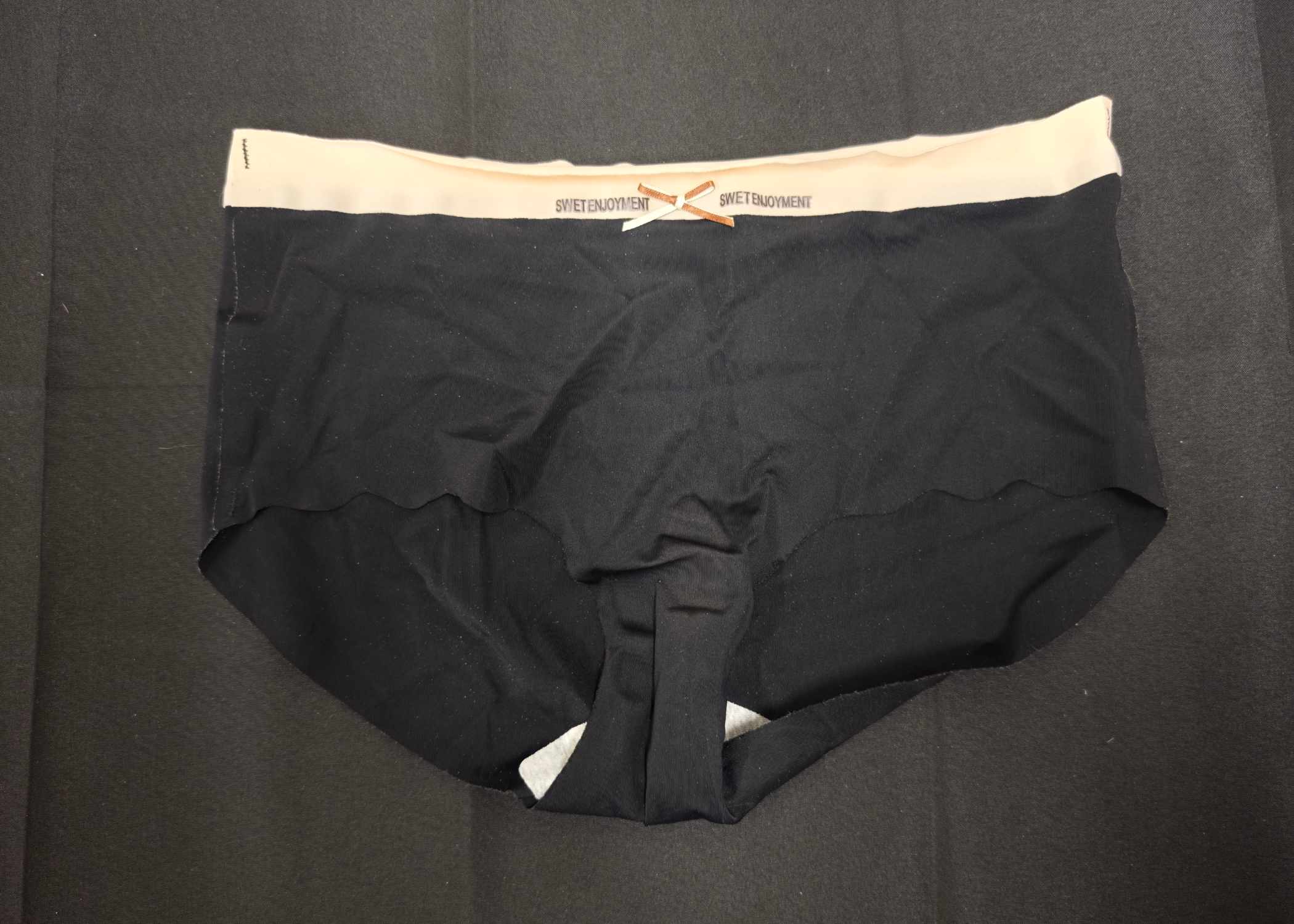 30代 お姉さん ショーツ 使用感少なめ 汚れあり